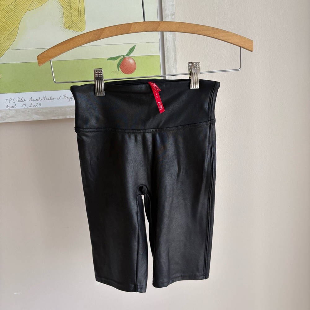 Compression Leather Bike Short - Picture 4 of 6